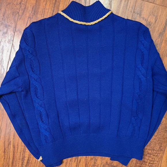 St. John Collection - Picture 4 of 6